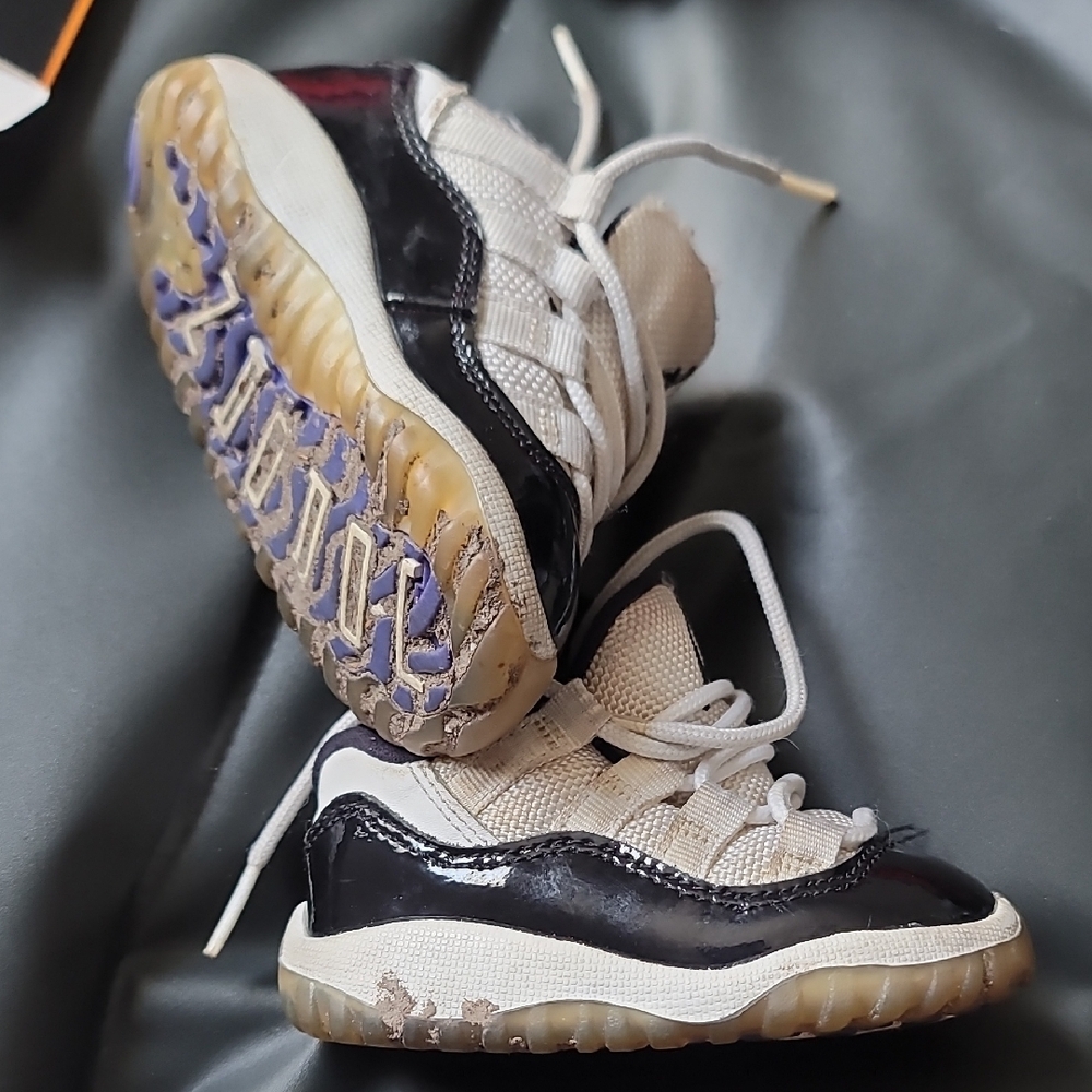 Jordan Kids Sneakers Black and White